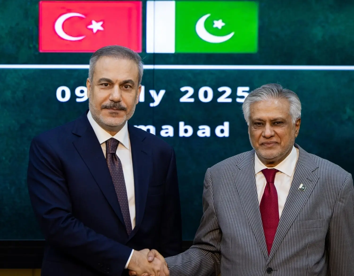 Dışişleri Bakanı: Türk firmaları Pakistan açıklarında enerji arama çalışmalarına başlayacak