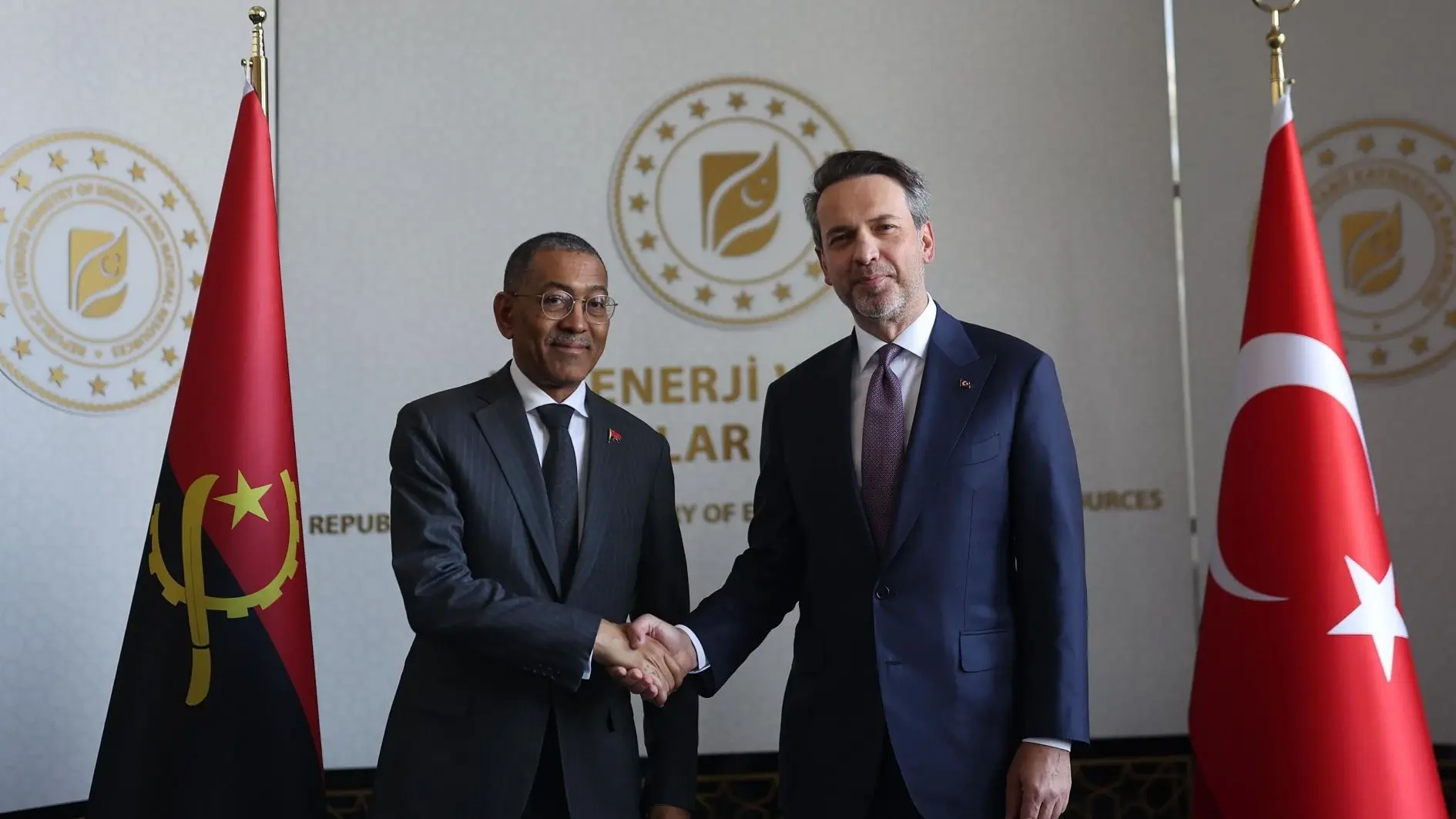 Türkiye ve Angola enerji ve ticaret bağlarını genişletmeyi hedefliyor.