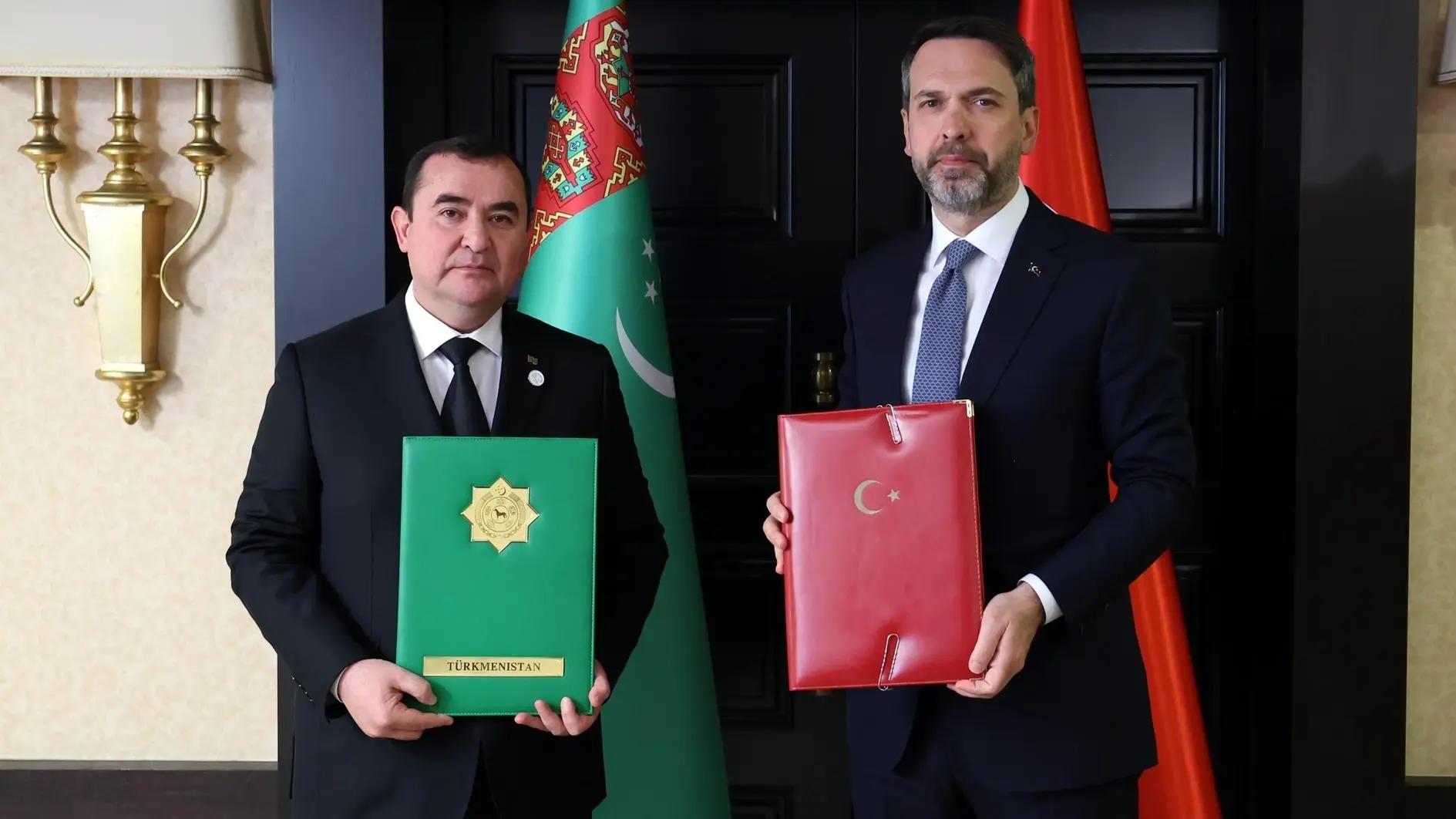 Türkmenistan doğalgazının 1 Mart'ta Türkiye'ye ulaşması bekleniyor.
