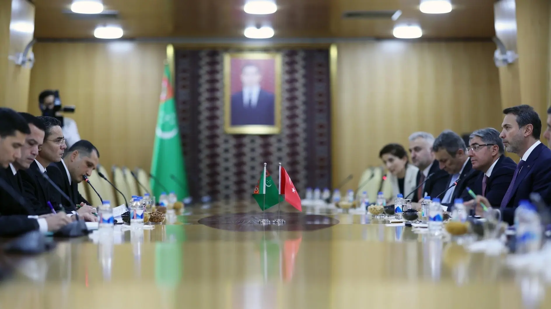 Türkiye ve Türkmenistan doğalgaz ticaretini 300 milyar metreküpe çıkarmayı hedefliyor.